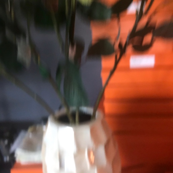 New set of 4 Pier 1 yellow roses - Picture 2 of 4